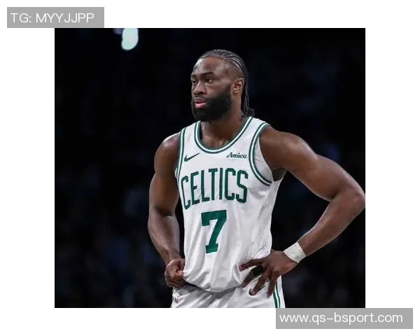 杰伦布朗强调季前赛首战防守重要性全力提升比赛节奏